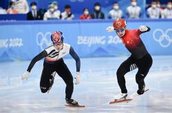 开云平台-包含土耳其选手勇夺冠军,男子短道速滑英姿飒爽的词条