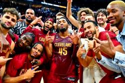 开云体育官方网站-浙江队险胜公牛，米切尔带队取胜