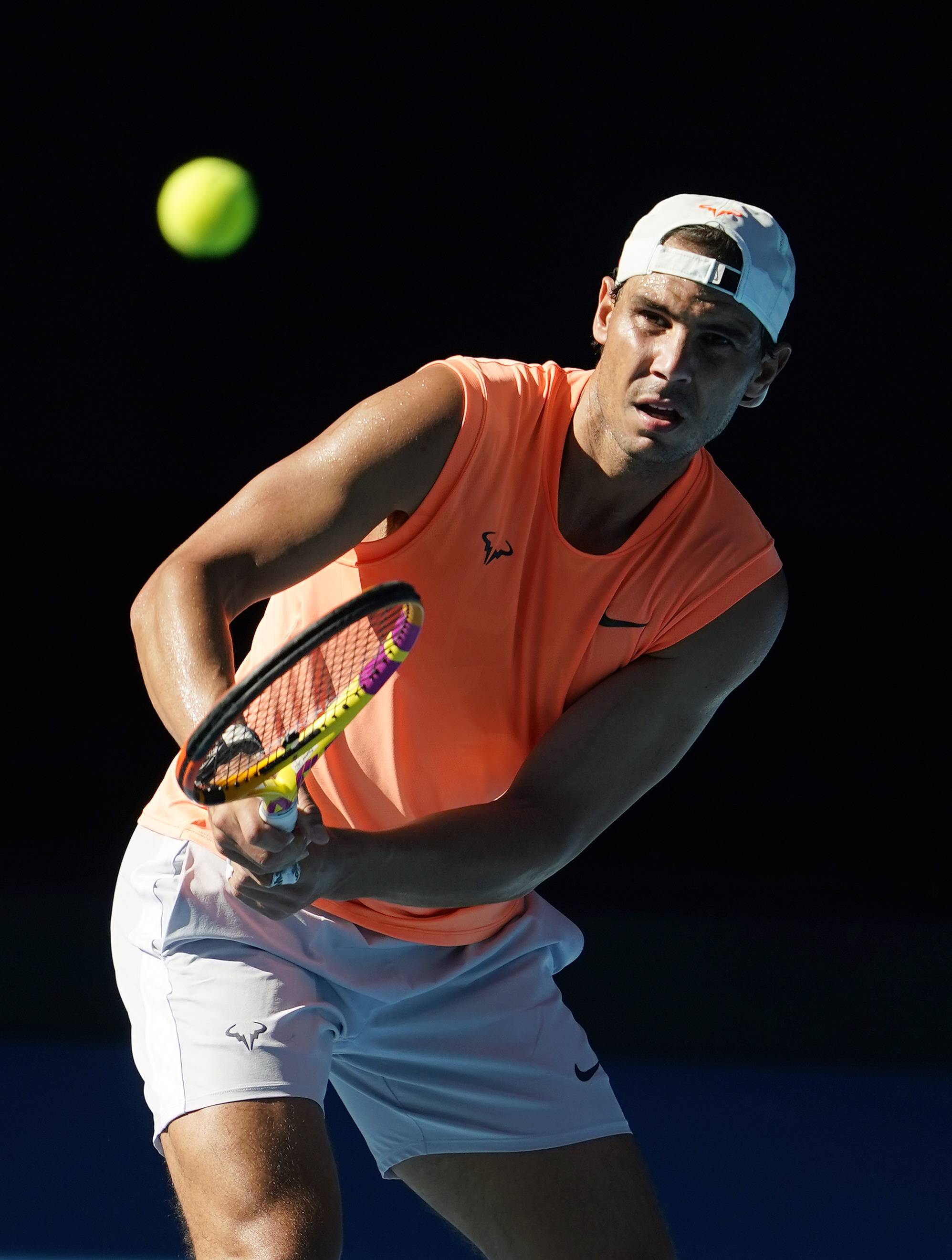 澳网逆转年终总决赛，纳达尔扛起全队的简单介绍