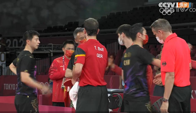 英格兰队逆转韩国队，奥恰洛夫统治全场